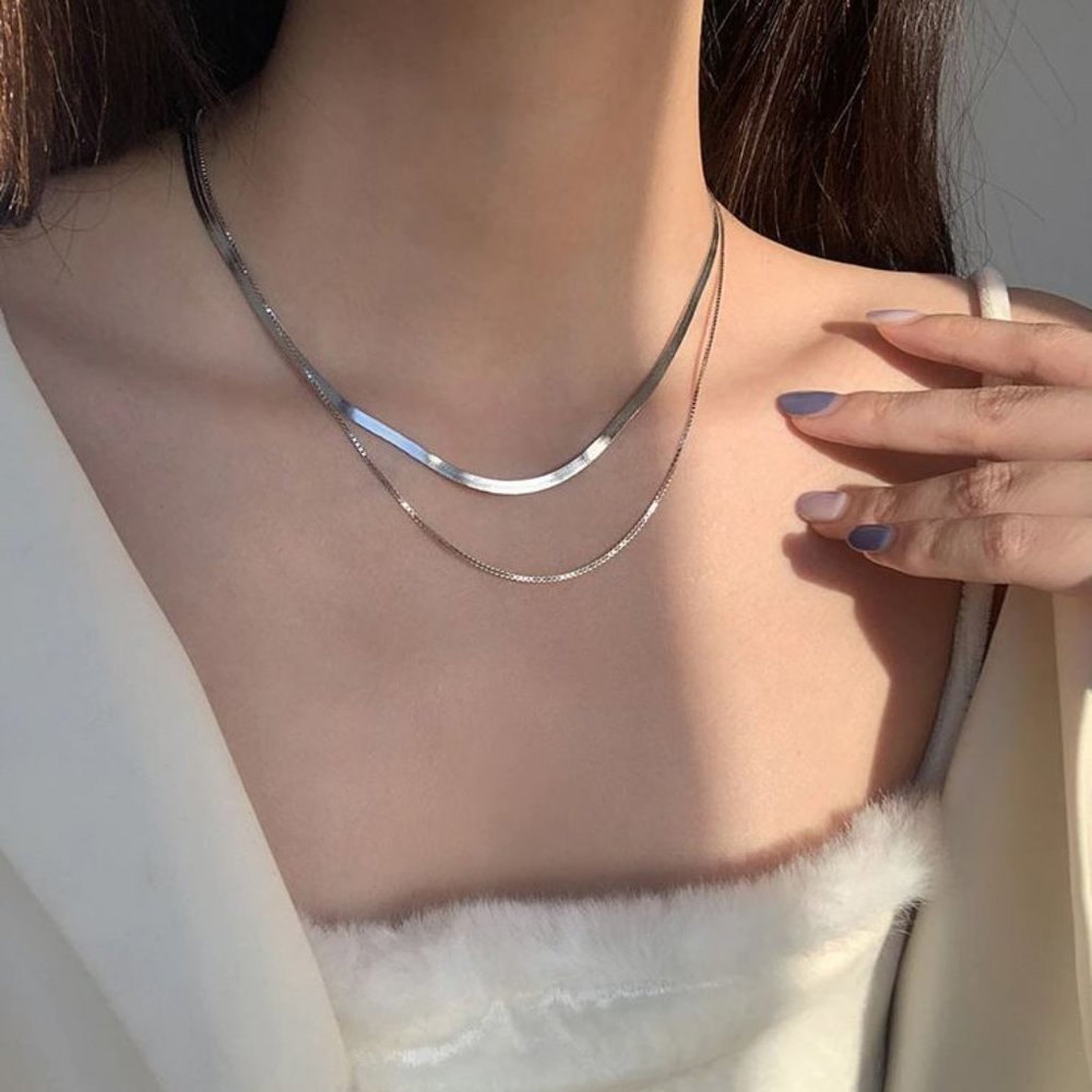 Silver Snakechain Layered Herringbone Necklace - Picture 5 of 8
